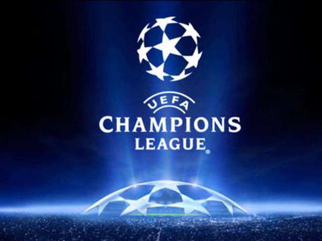 还是球场外 还是球场外