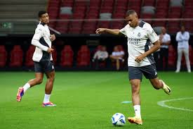 篇章书写不 篇章书写不